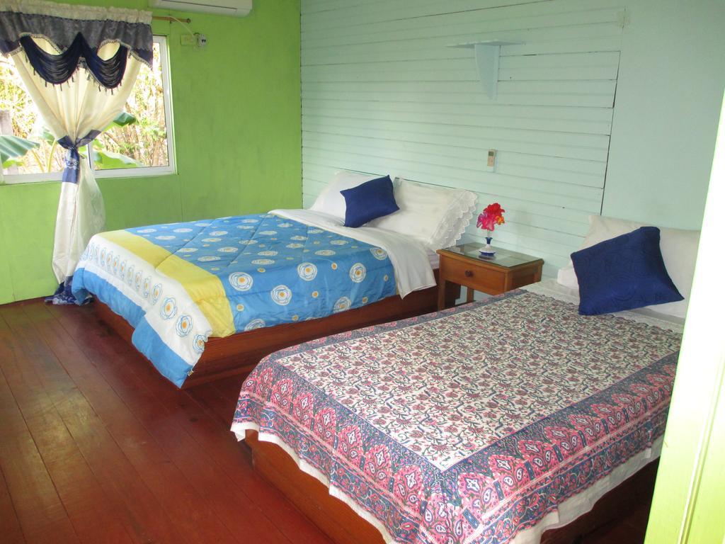 Hotel Flemming Tree Providencia Island 외부 사진