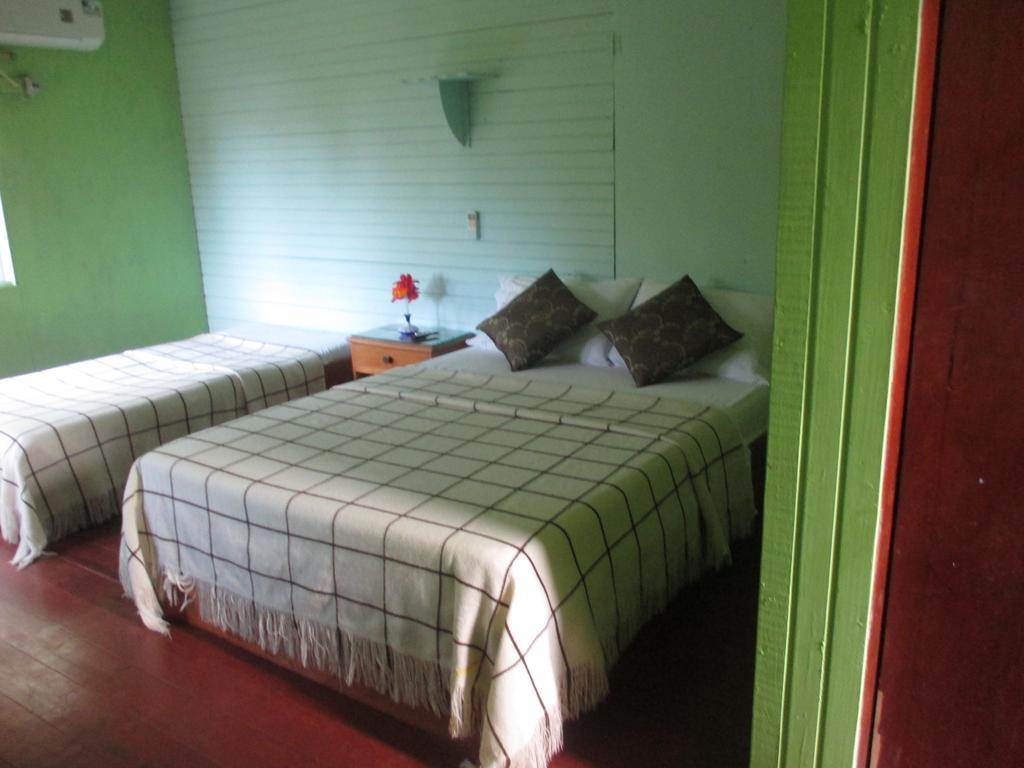 Hotel Flemming Tree Providencia Island 외부 사진